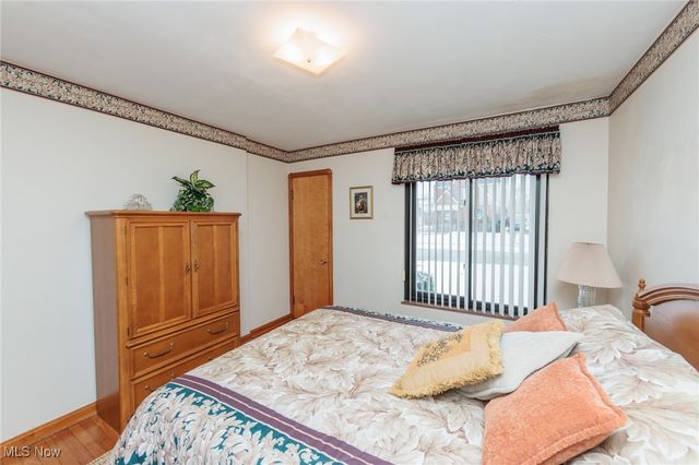 6192 Stanbury Road, Parma, OH 44129