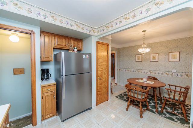 6192 Stanbury Road, Parma, OH 44129