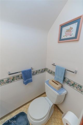 6192 Stanbury Road, Parma, OH 44129