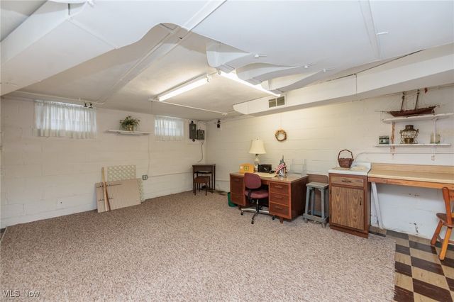 6192 Stanbury Road, Parma, OH 44129