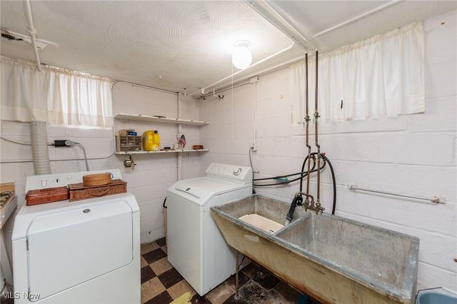 6192 Stanbury Road, Parma, OH 44129