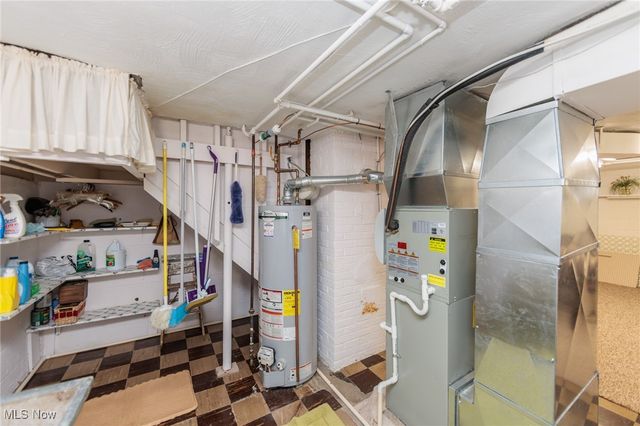 6192 Stanbury Road, Parma, OH 44129