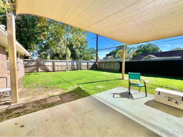 4913 W 43rd Street, Houston, TX 77092