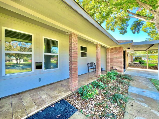 4913 W 43rd Street, Houston, TX 77092