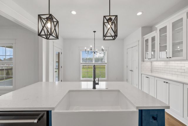 1409 Hereford Blvd, Clarksville, TN 37043