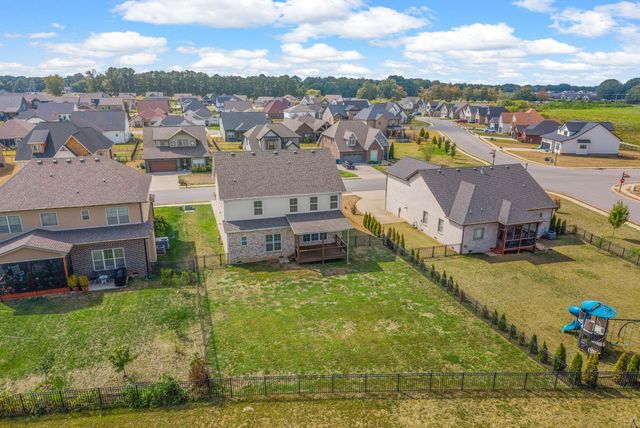 1409 Hereford Blvd, Clarksville, TN 37043