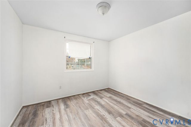 8722 Pine Top Dr, Henrico, VA 23294