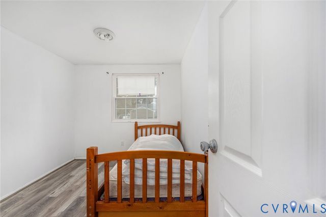 8722 Pine Top Dr, Henrico, VA 23294