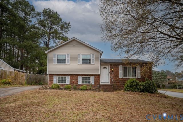 8722 Pine Top Dr, Henrico, VA 23294