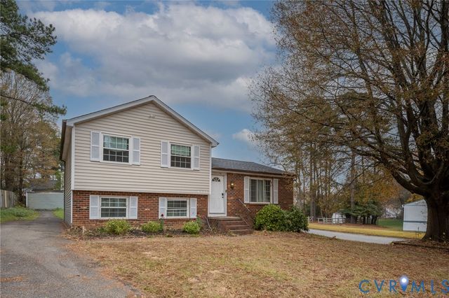 8722 Pine Top Dr, Henrico, VA 23294