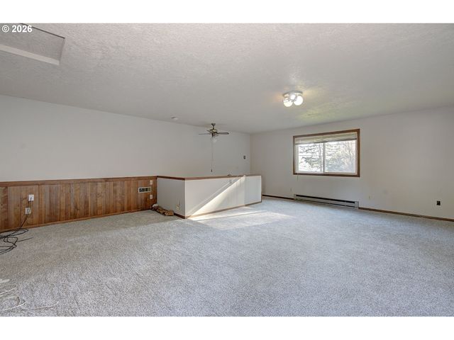 100 INGLEWOOD Dr, Longview, WA 98632