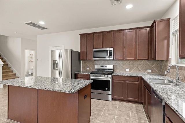 1000 McCormick CV, Hutto, TX 78634