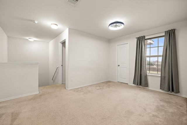 1000 McCormick CV, Hutto, TX 78634