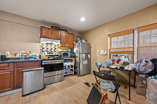 3633 E Martin AVENUE, Cudahy, WI 53110