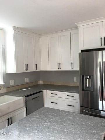 1023 Oak Lake Court, Raleigh, NC 27606