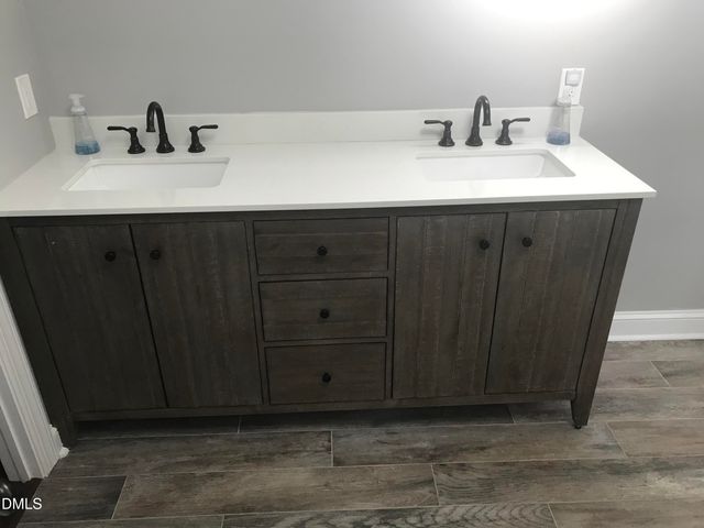 1023 Oak Lake Court, Raleigh, NC 27606