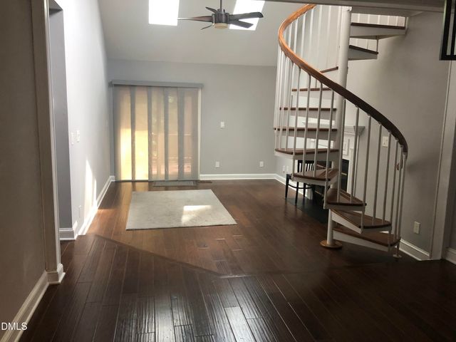 1023 Oak Lake Court, Raleigh, NC 27606