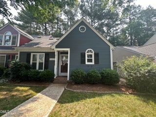 1023 Oak Lake Court, Raleigh, NC 27606