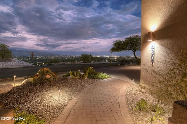 4307 N Sabino Mountain Drive, Tucson, AZ 85750