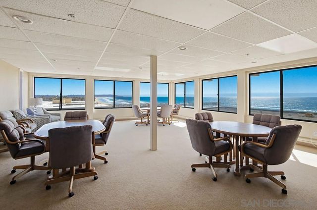 4667 Ocean Blvd 306, San Diego, CA 92109