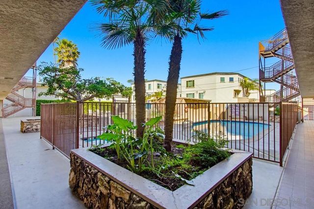 4667 Ocean Blvd 306, San Diego, CA 92109