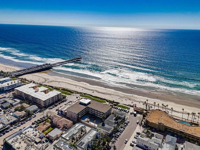 4667 Ocean Blvd 306, San Diego, CA 92109