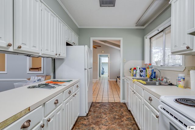 25 S LAKE DRIVE, Monroe, LA 71203