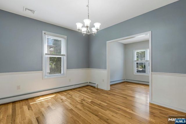 24 Sunderland Avenue, Rutherford, NJ 07070