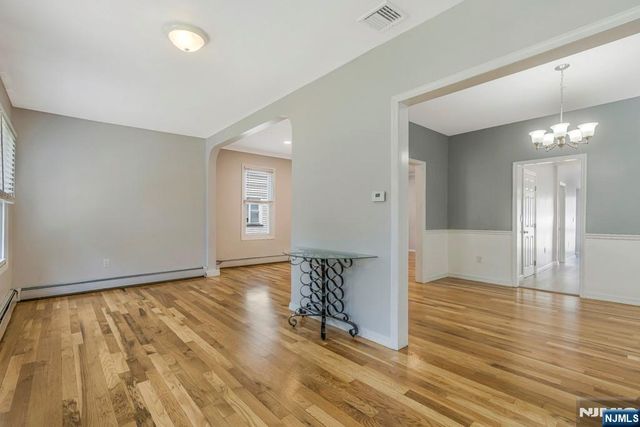 24 Sunderland Avenue, Rutherford, NJ 07070