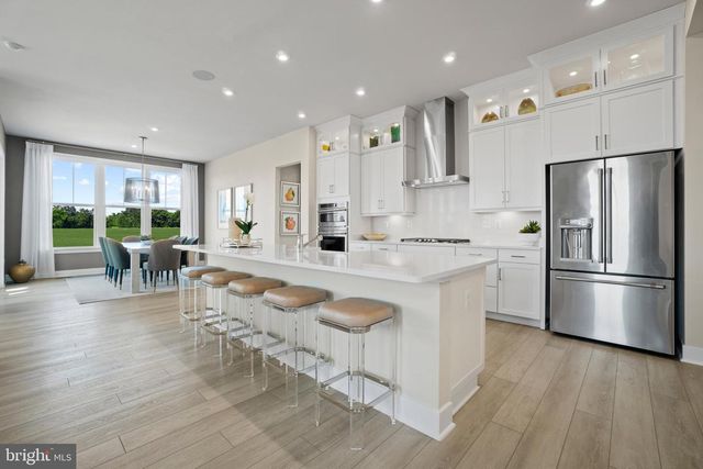 2913 BLUE SKIES LN, Upper Marlboro, MD 20774