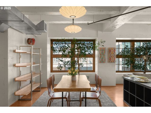 1420 Nw LOVEJOY St 603, Portland, OR 97209