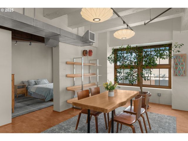 1420 Nw LOVEJOY St 603, Portland, OR 97209