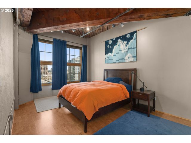 1420 Nw LOVEJOY St 603, Portland, OR 97209