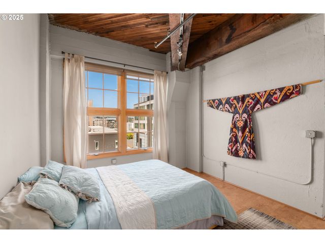 1420 Nw LOVEJOY St 603, Portland, OR 97209