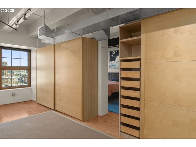 1420 Nw LOVEJOY St 603, Portland, OR 97209