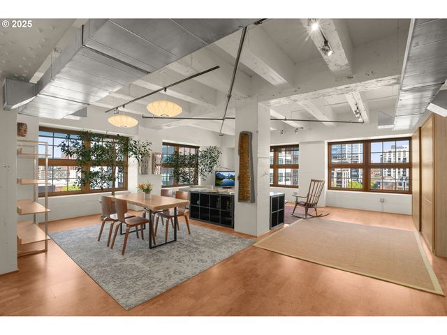 1420 Nw LOVEJOY St 603, Portland, OR 97209