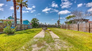 1510 Whispering Sands St, Port Aransas, TX 78373