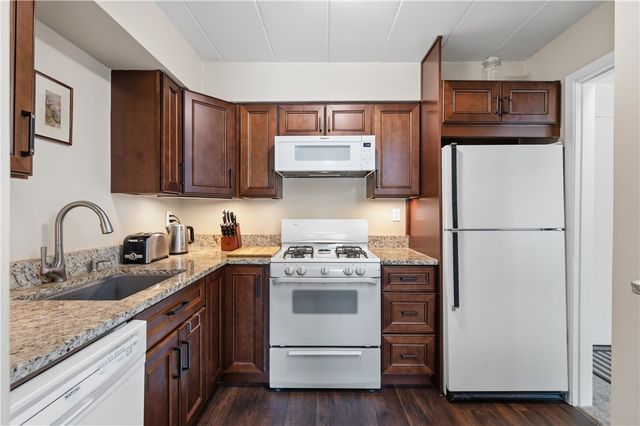 5 Bayard Rd 215, Shadyside, PA 15213
