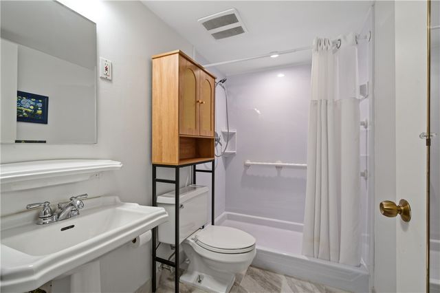 5 Bayard Rd 215, Shadyside, PA 15213