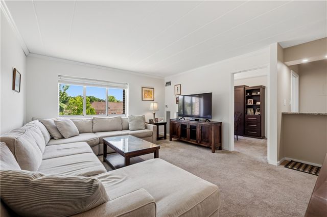 5 Bayard Rd 215, Shadyside, PA 15213