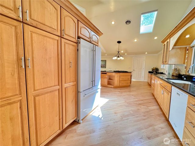 308 NW Bridle Ridge Boulevard, Bremerton, WA 98311