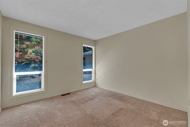 308 NW Bridle Ridge Boulevard, Bremerton, WA 98311