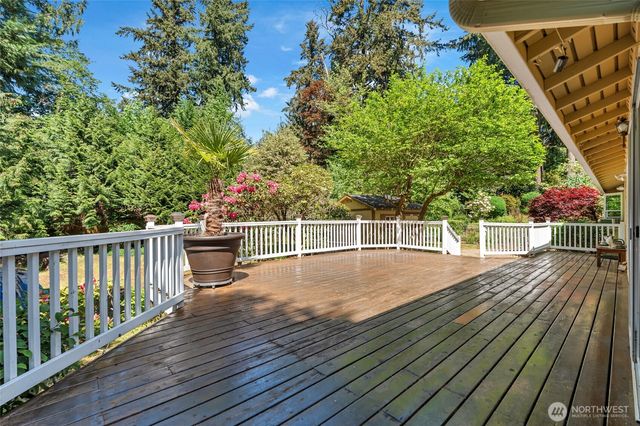 308 NW Bridle Ridge Boulevard, Bremerton, WA 98311
