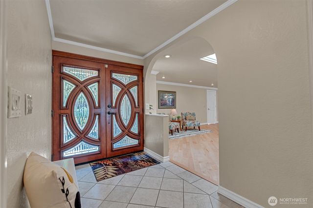 308 NW Bridle Ridge Boulevard, Bremerton, WA 98311
