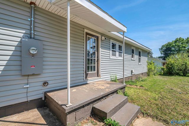 3113 Patrick Street NW, Huntsville, AL 35810