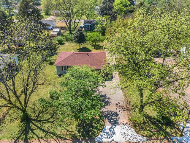 3113 Patrick Street NW, Huntsville, AL 35810