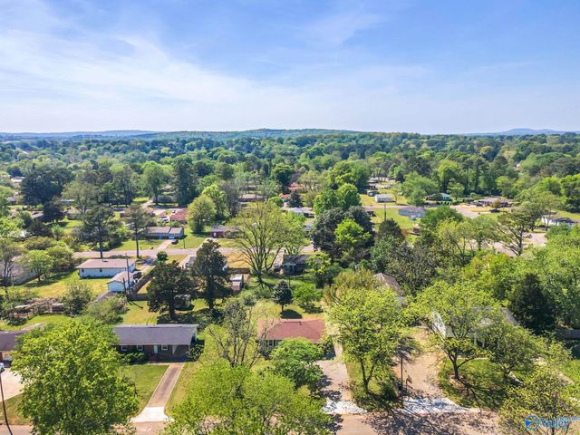 3113 Patrick Street NW, Huntsville, AL 35810