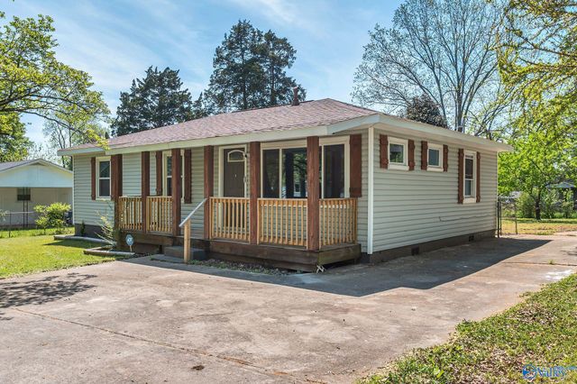 3113 Patrick Street NW, Huntsville, AL 35810