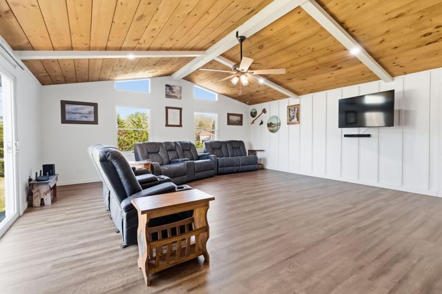 102 Cliffside Drive, Somerset, KY 42503