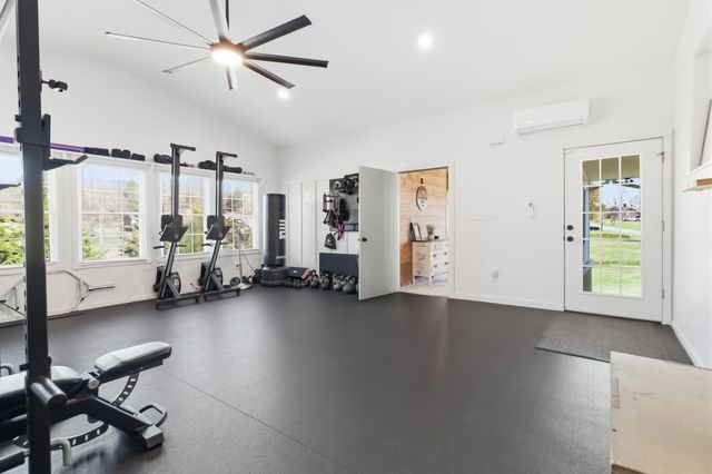 102 Cliffside Drive, Somerset, KY 42503